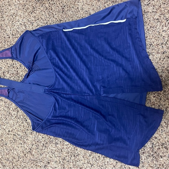 Gymshark Tank - Picture 2 of 2